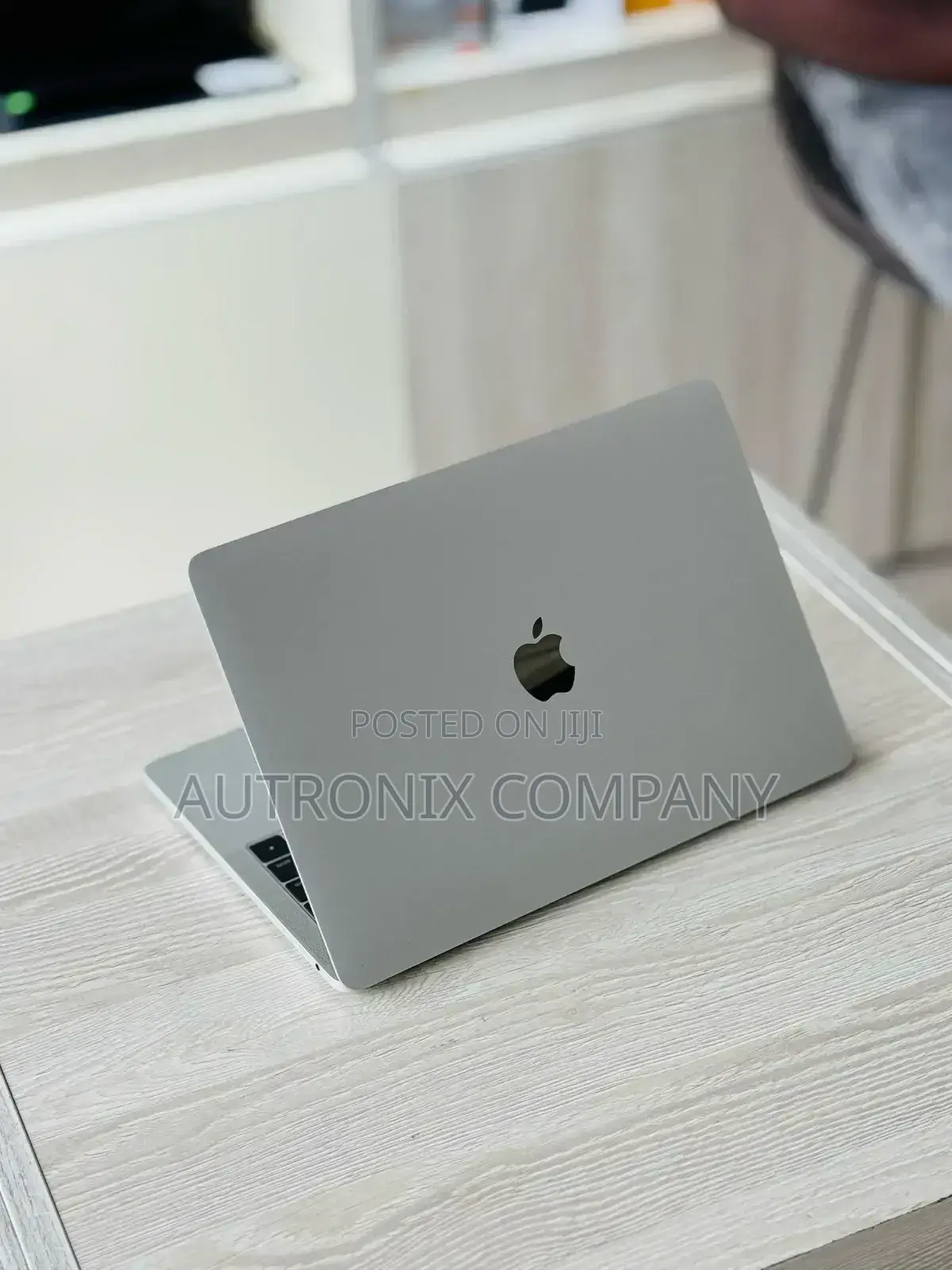 Laptop Apple MacBook Pro 2017 16GB Intel Core I5 SSD 128GB