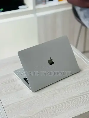 Laptop Apple MacBook Pro 2017 16GB Intel Core I5 SSD 128GB