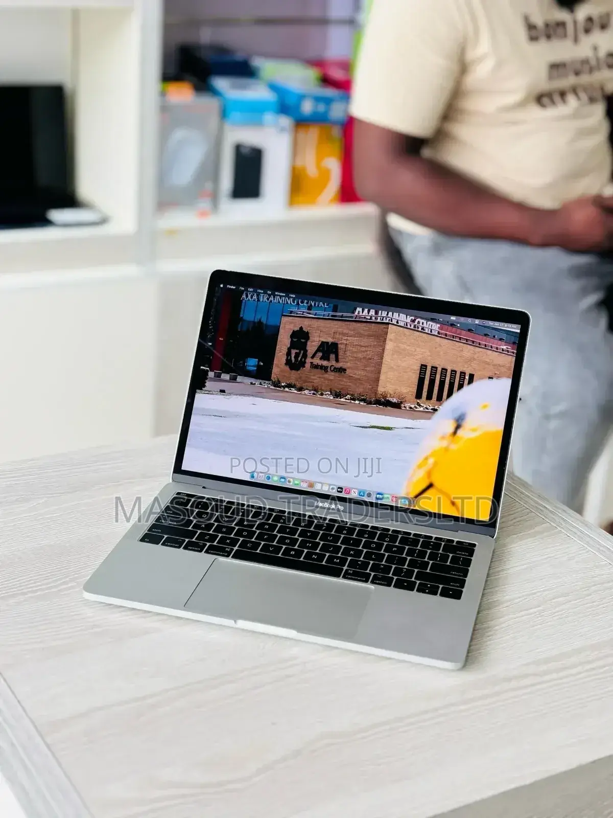Laptop Apple MacBook Pro 2017 16GB Intel Core I5 SSD 128GB