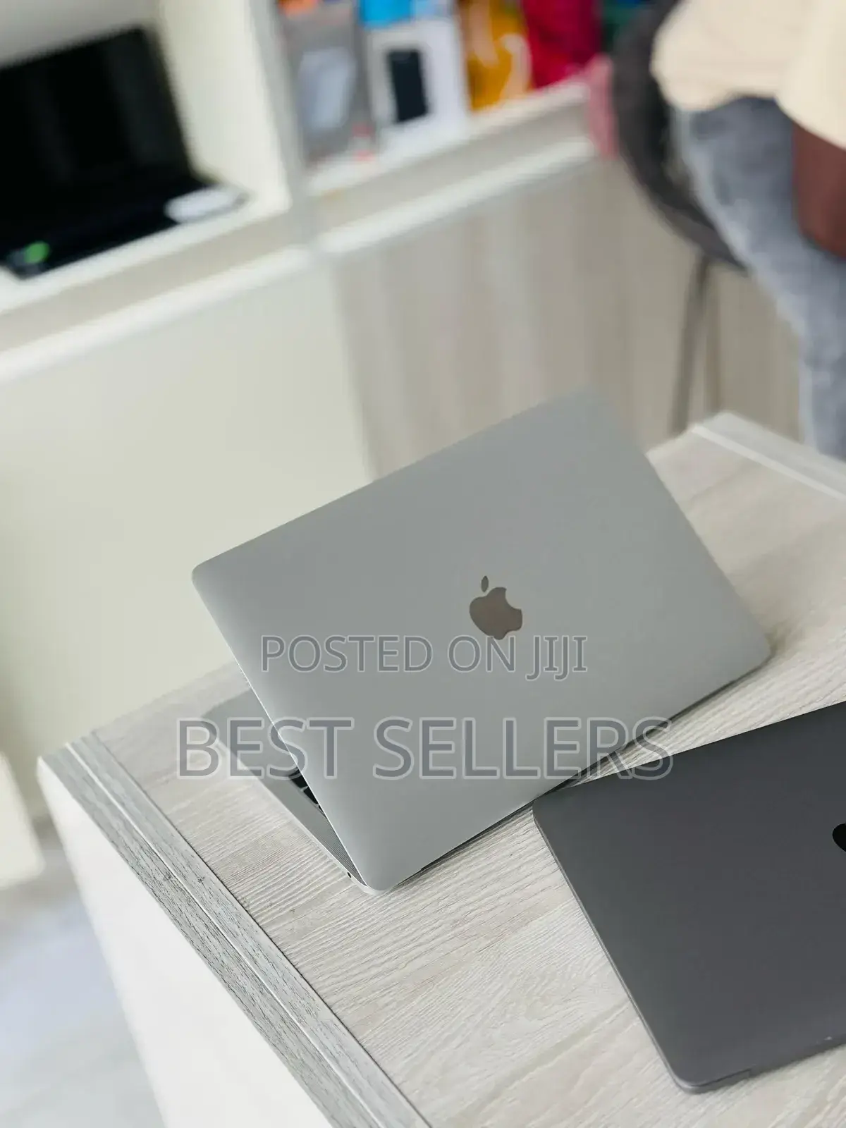 Laptop Apple MacBook Pro 2017 16GB Intel Core I5 SSD 128GB