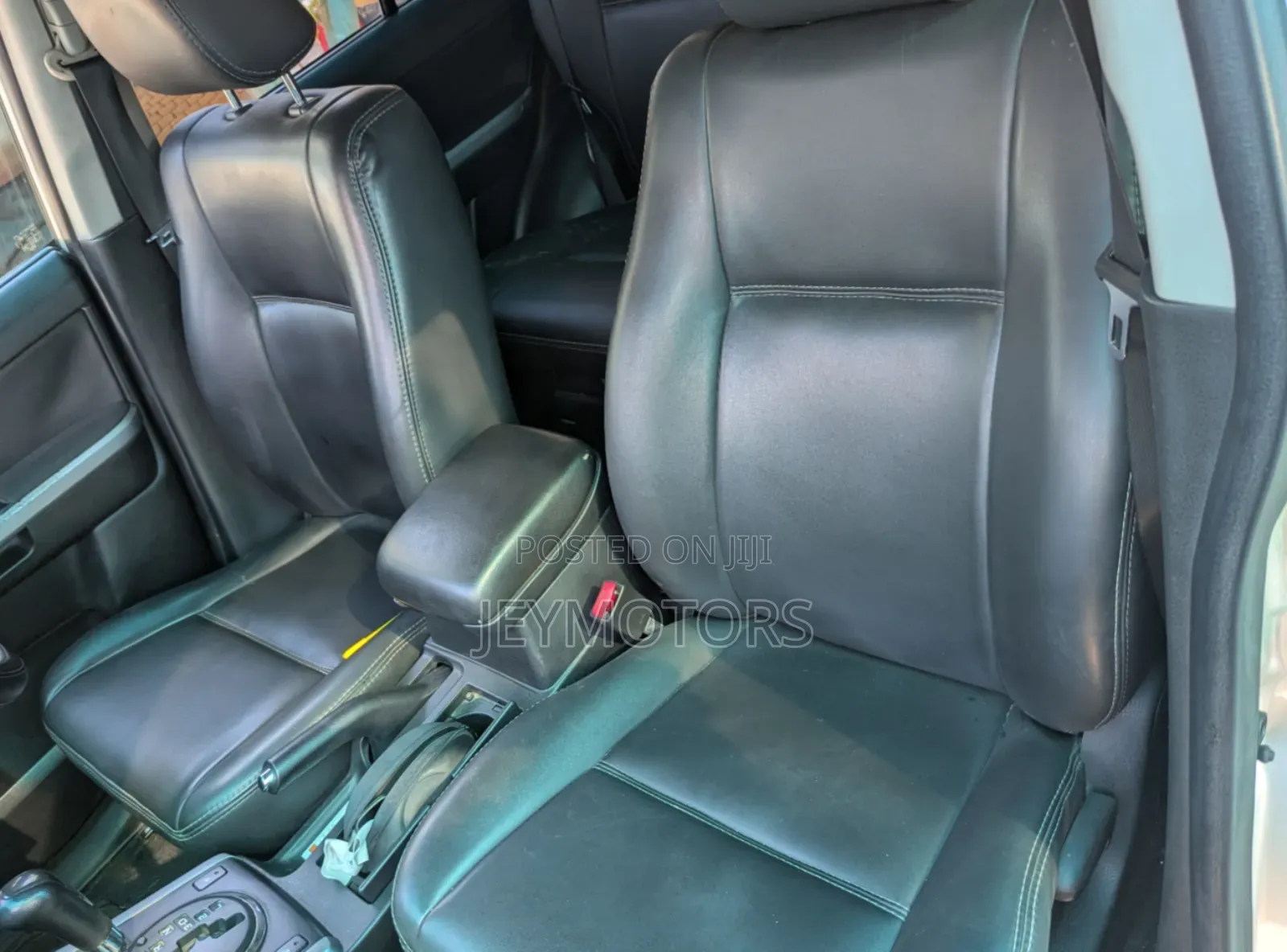 Suzuki Escudo 2008 Silver