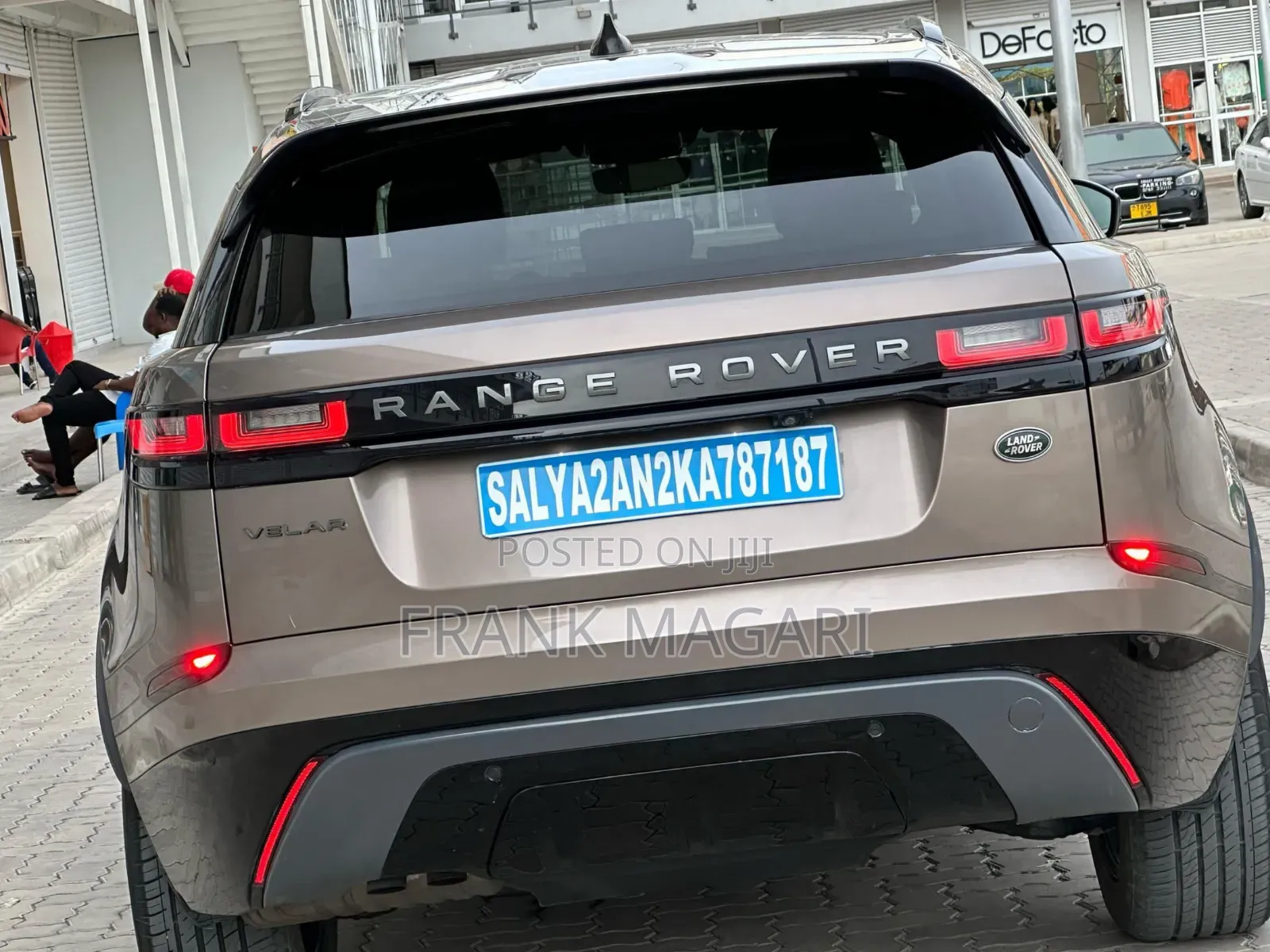 Land Rover Range Rover Velar 2018 Gold