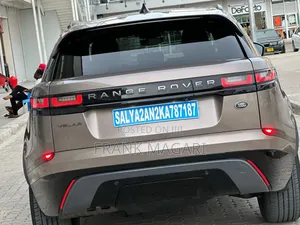 Land Rover Range Rover Velar 2018 Gold