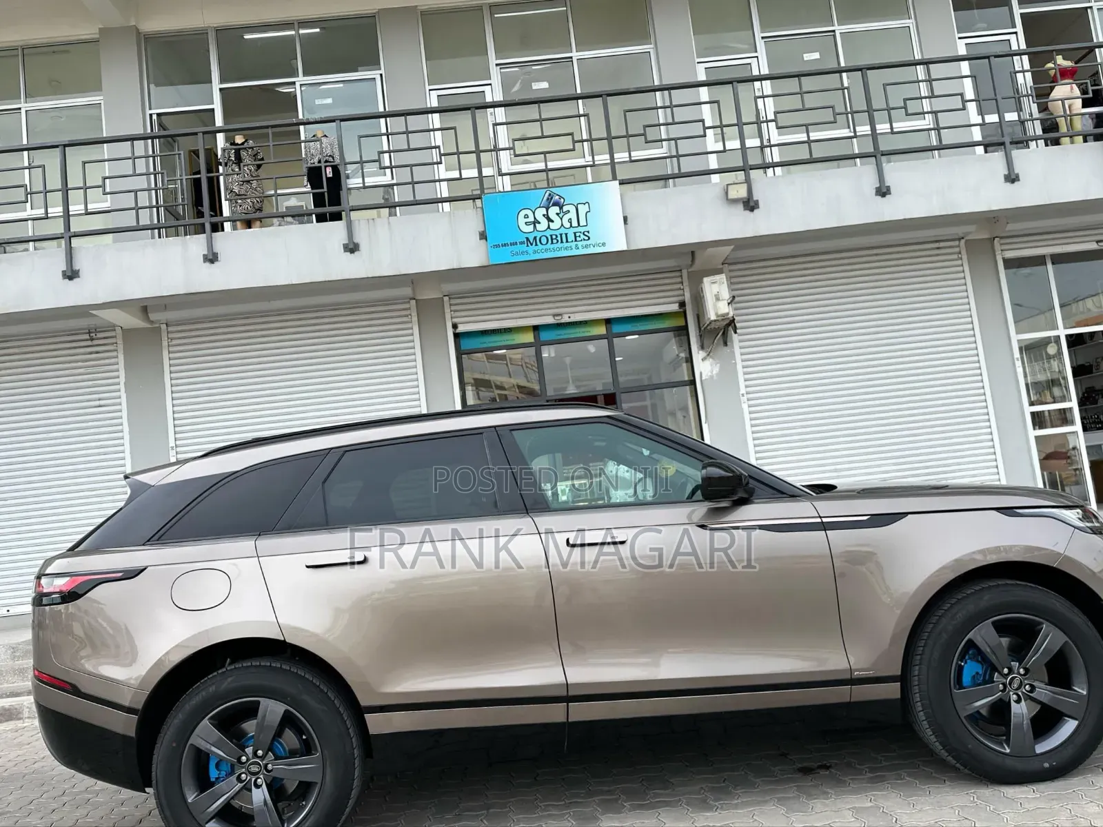 Land Rover Range Rover Velar 2018 Gold