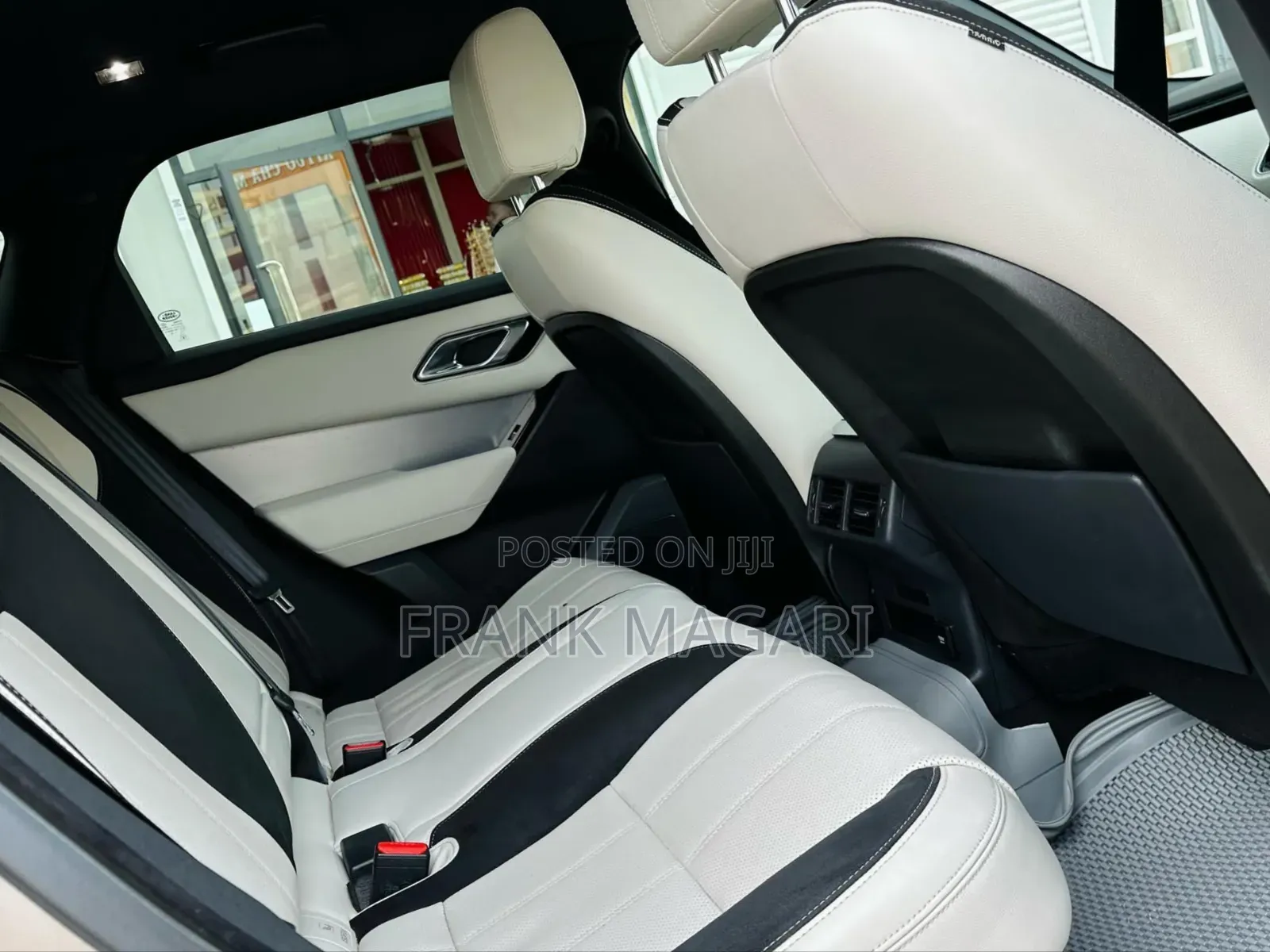 Land Rover Range Rover Velar 2018 Gold