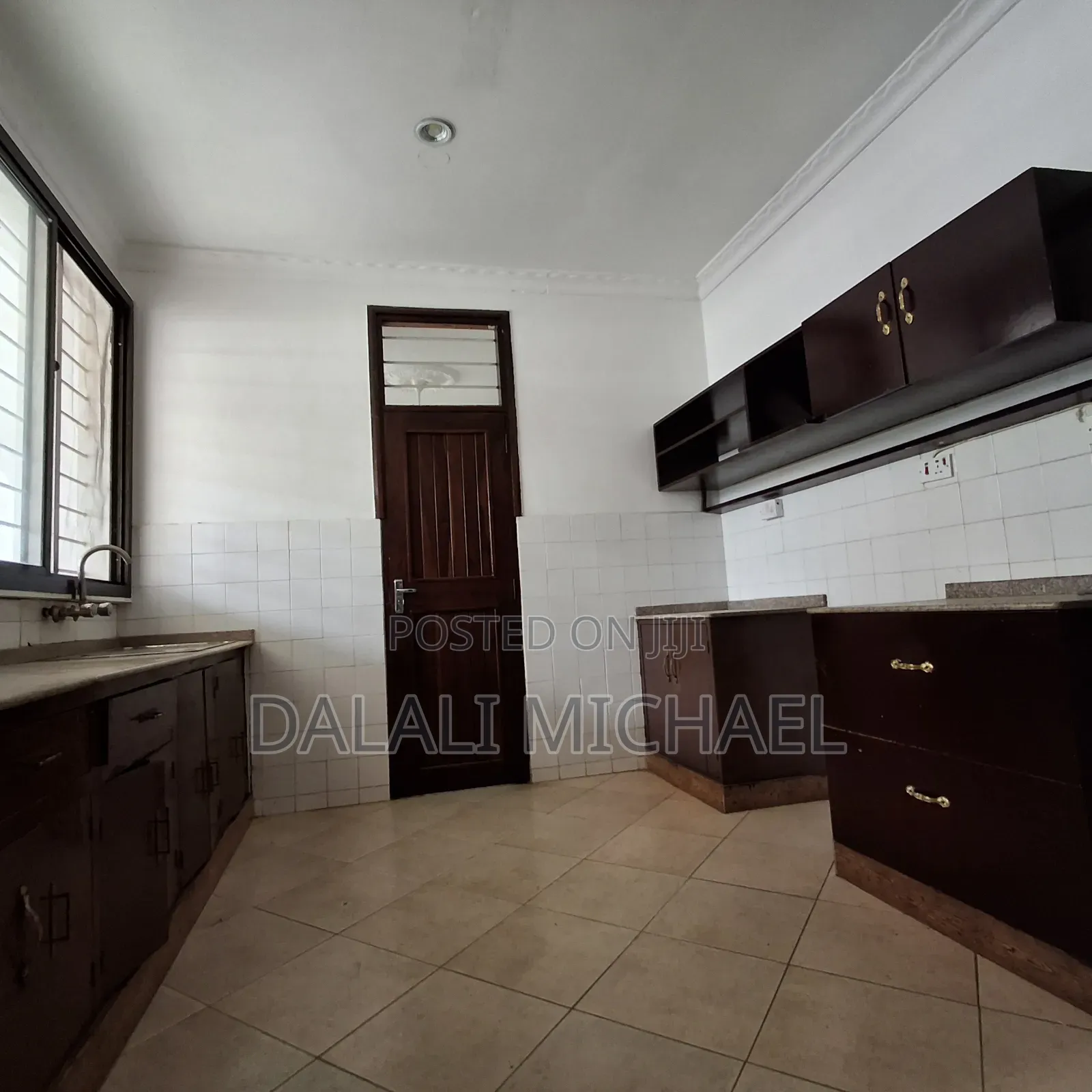 3bdrm House in Masaki for rent