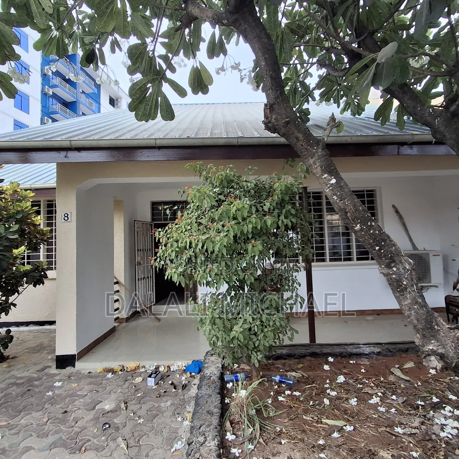 3bdrm House in Masaki for rent