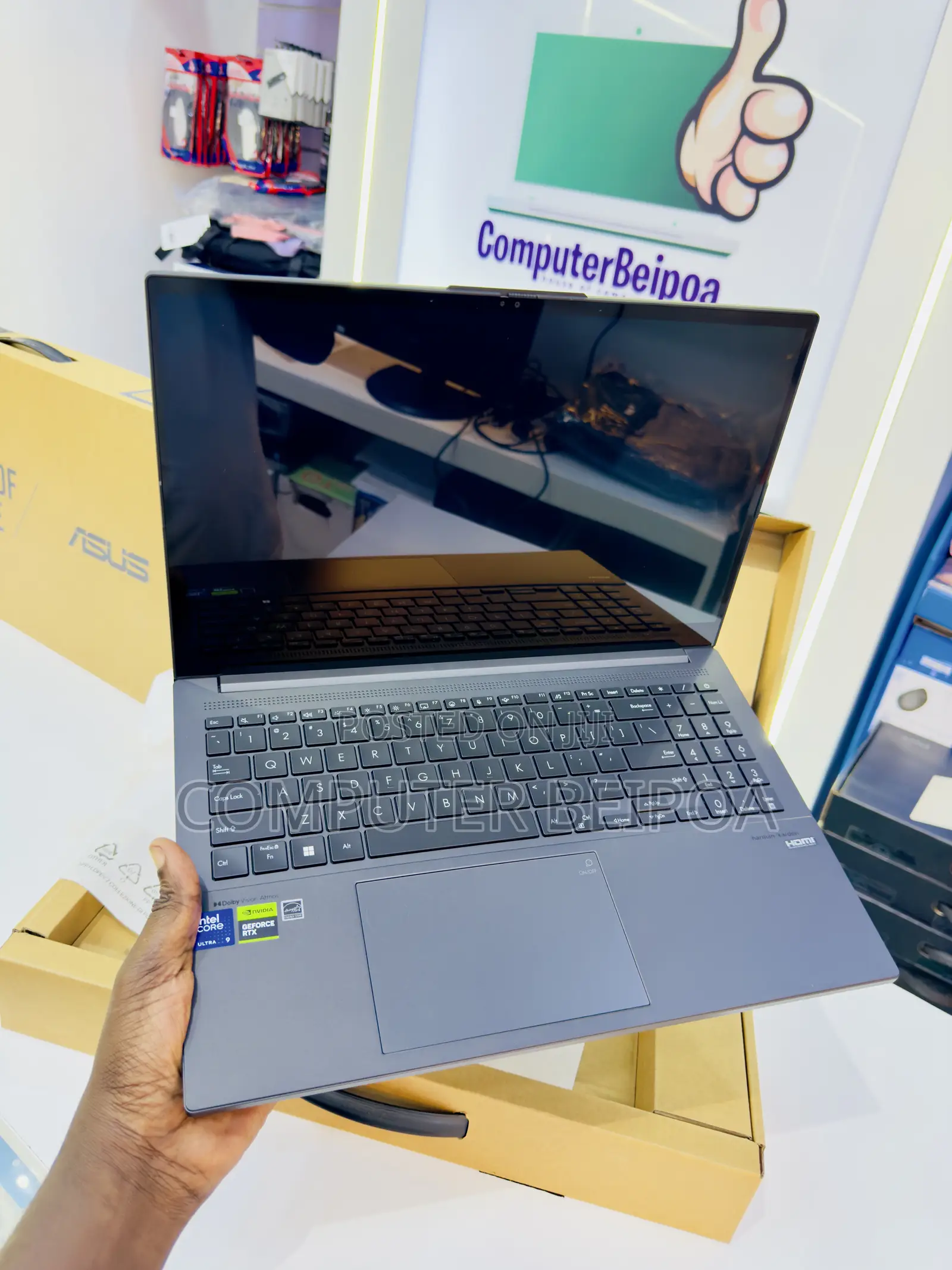 New Laptop Asus VivoBook 15 X505BA 24GB Intel Core Ultra 9 SSD 2T