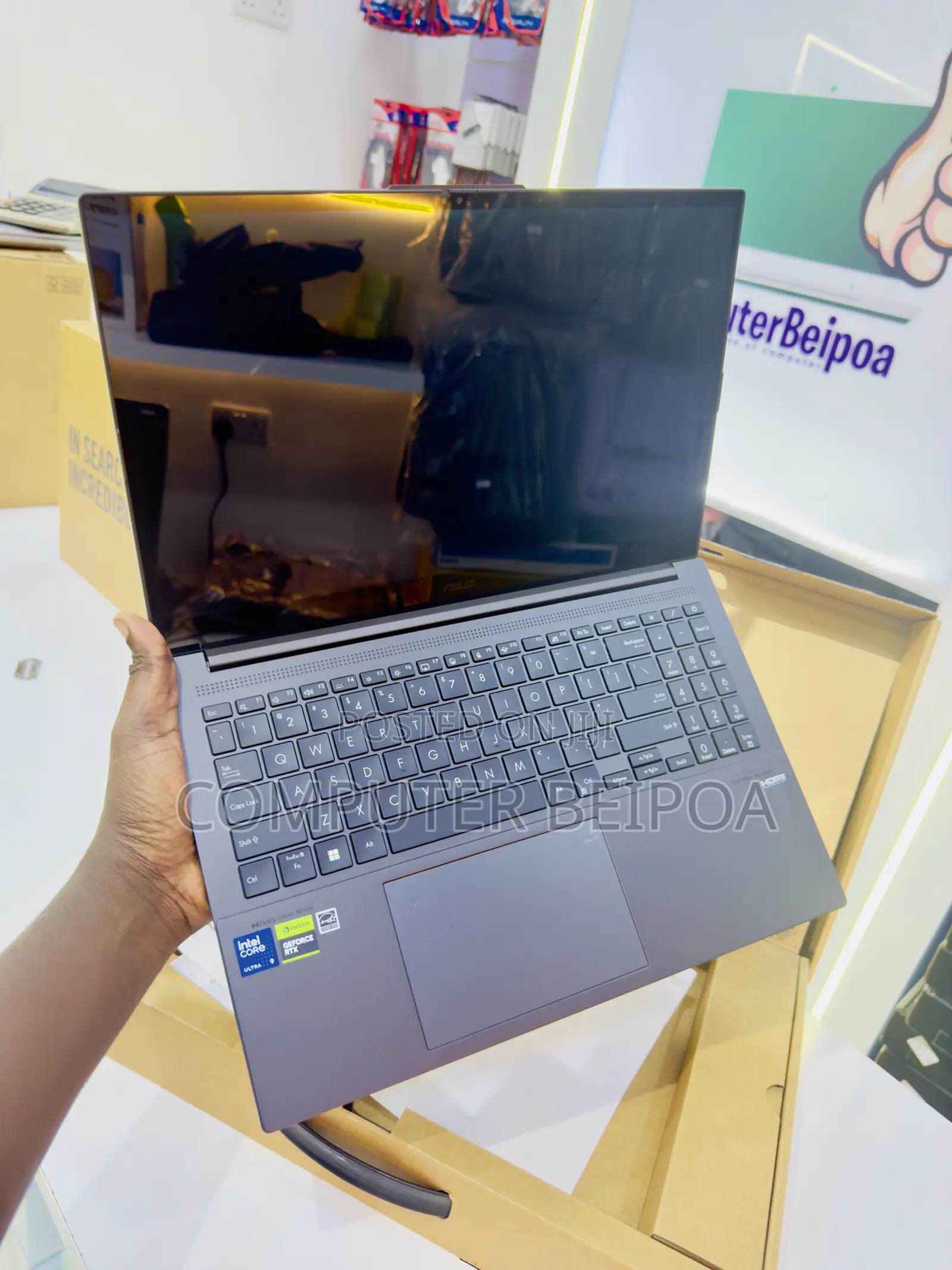 New Laptop Asus VivoBook 15 X505BA 24GB Intel Core Ultra 9 SSD 2T
