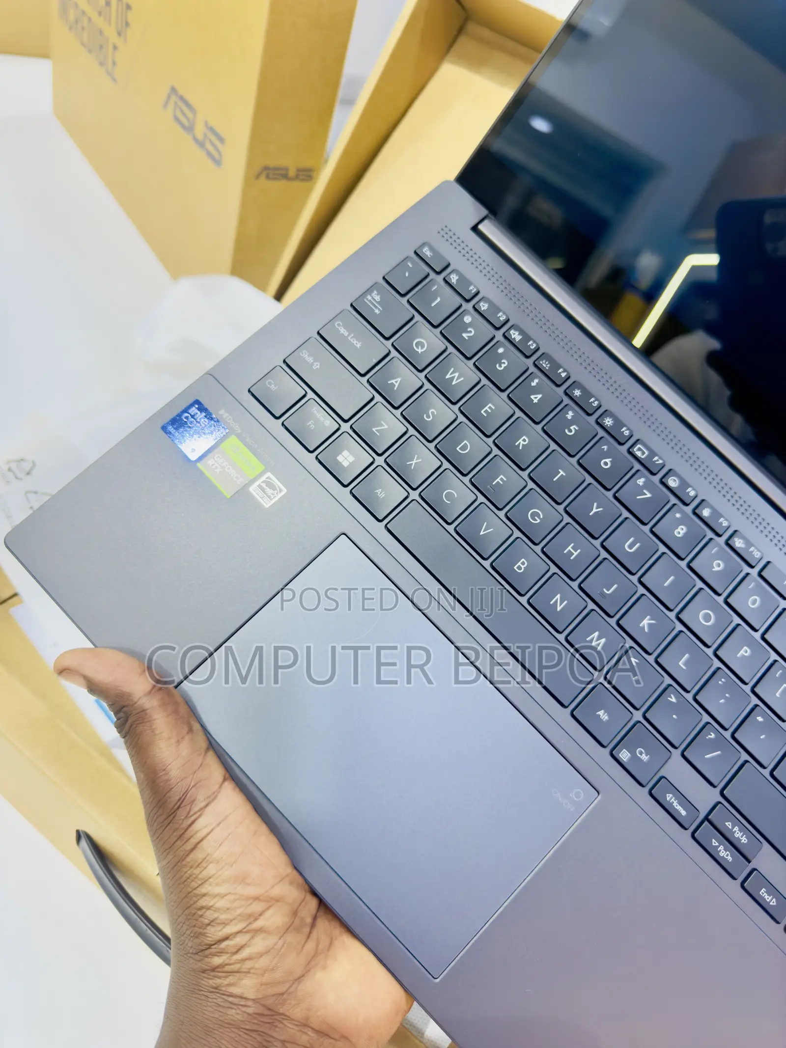 New Laptop Asus VivoBook 15 X505BA 24GB Intel Core Ultra 9 SSD 2T