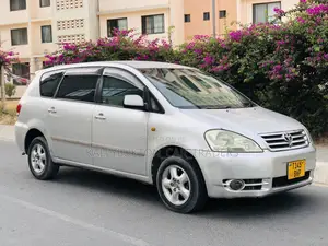 Toyota Ipsum 2003 Silver