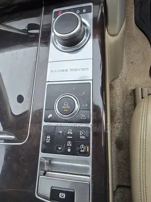 Land Rover Range Rover Vogue 2016 Gray