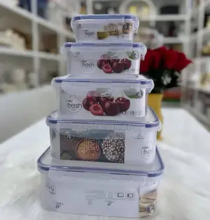 Plastic Containers Set
