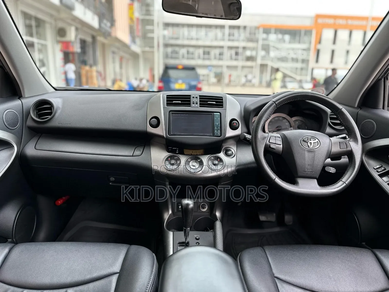 Toyota Vanguard 2011 Black