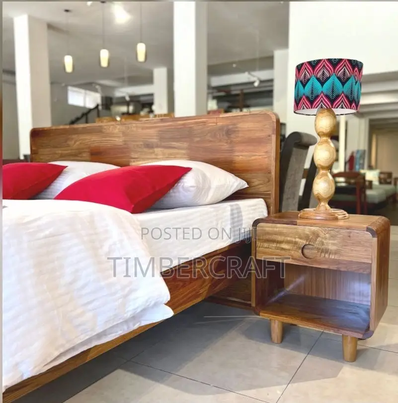 Finger Joint Wood Bed With Two Side Tables