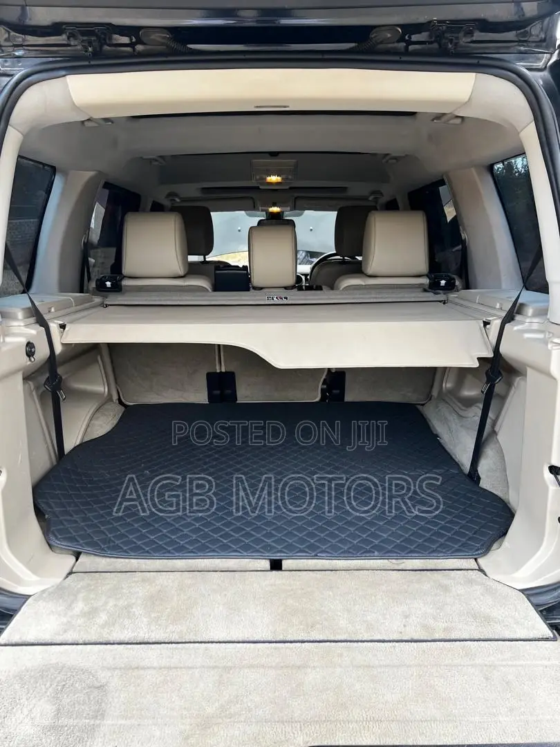 Land Rover Discovery 2014 Black