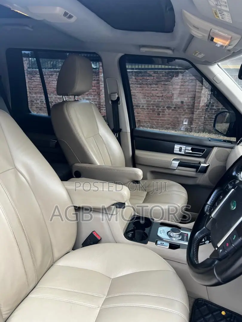 Land Rover Discovery 2014 Black