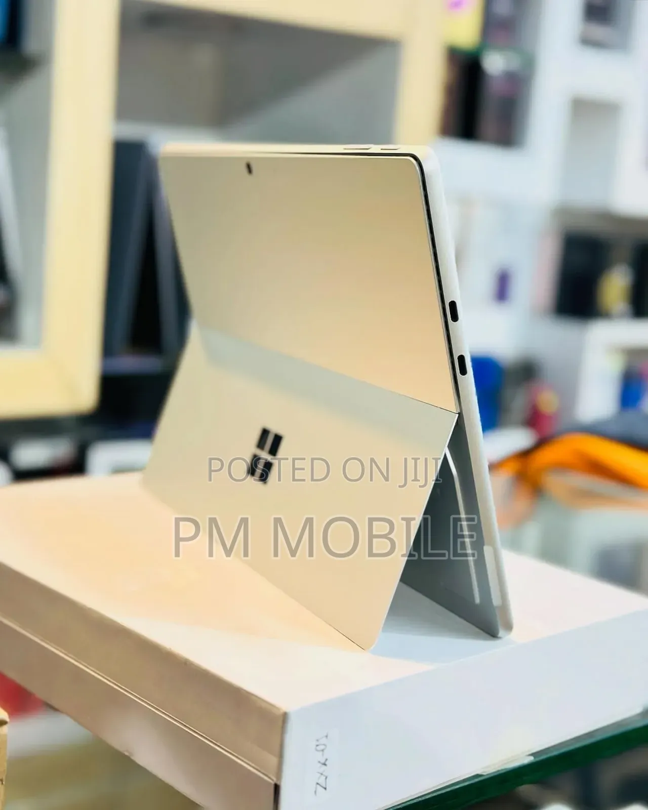 New Microsoft Surface Pro 11th Edition, a Copilot+ PC 16GB SSD 256GB