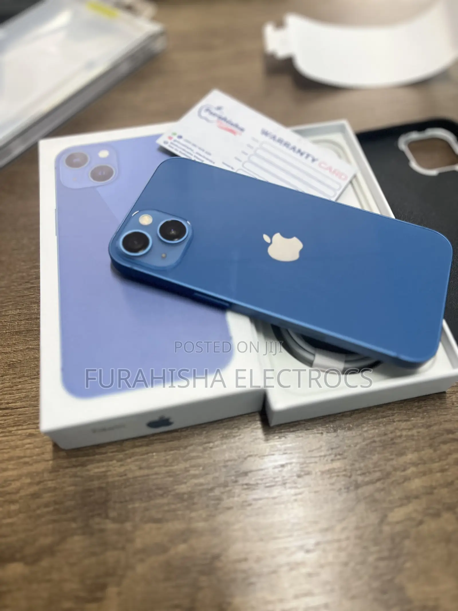 New Apple iPhone 13 256 GB Blue