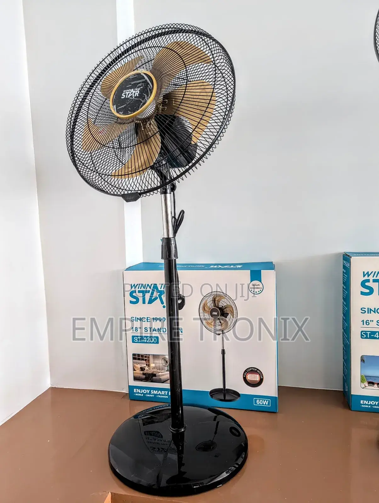 Winning Star St-4200 18" Oscillating Stand Fan