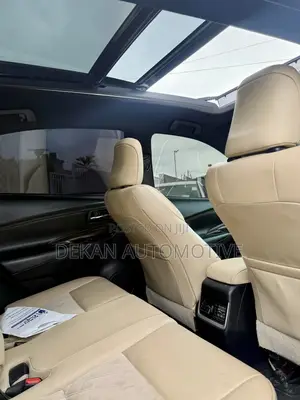 Toyota Harrier 2.0 2015 Black