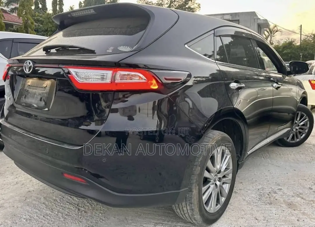 Toyota Harrier 2.0 Turbo 2018 Black
