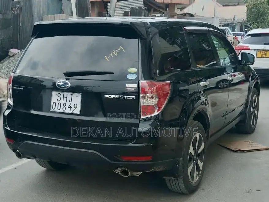 Subaru Forester 2.5X Automatic 2011 Black