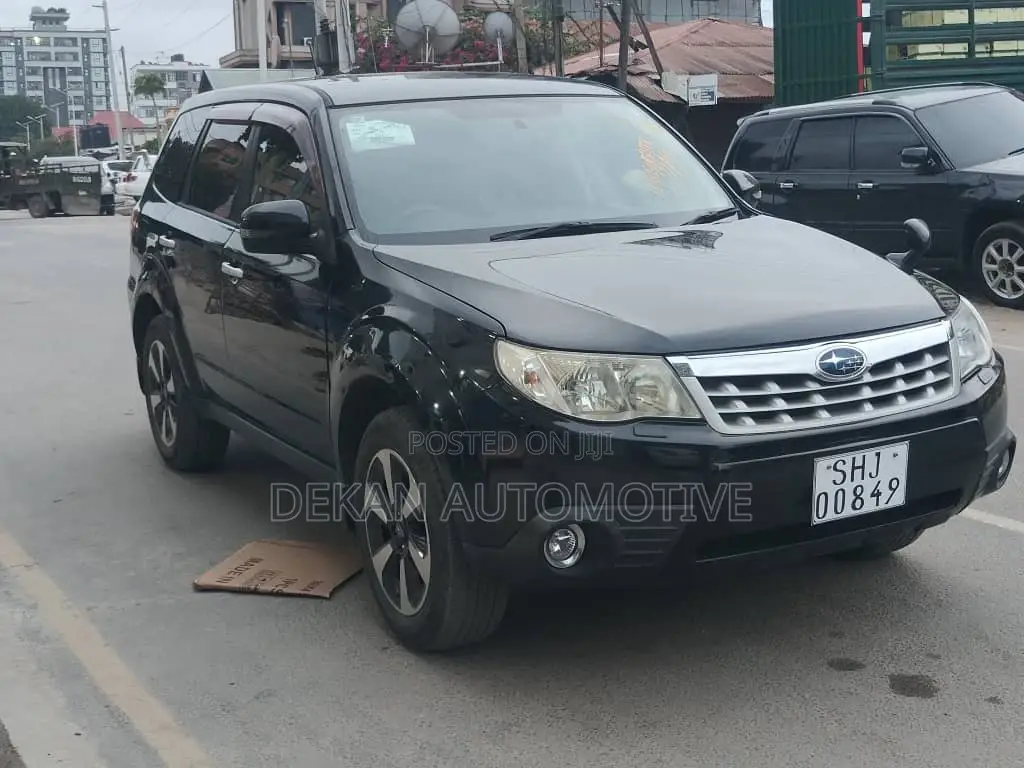 Subaru Forester 2.5X Automatic 2011 Black