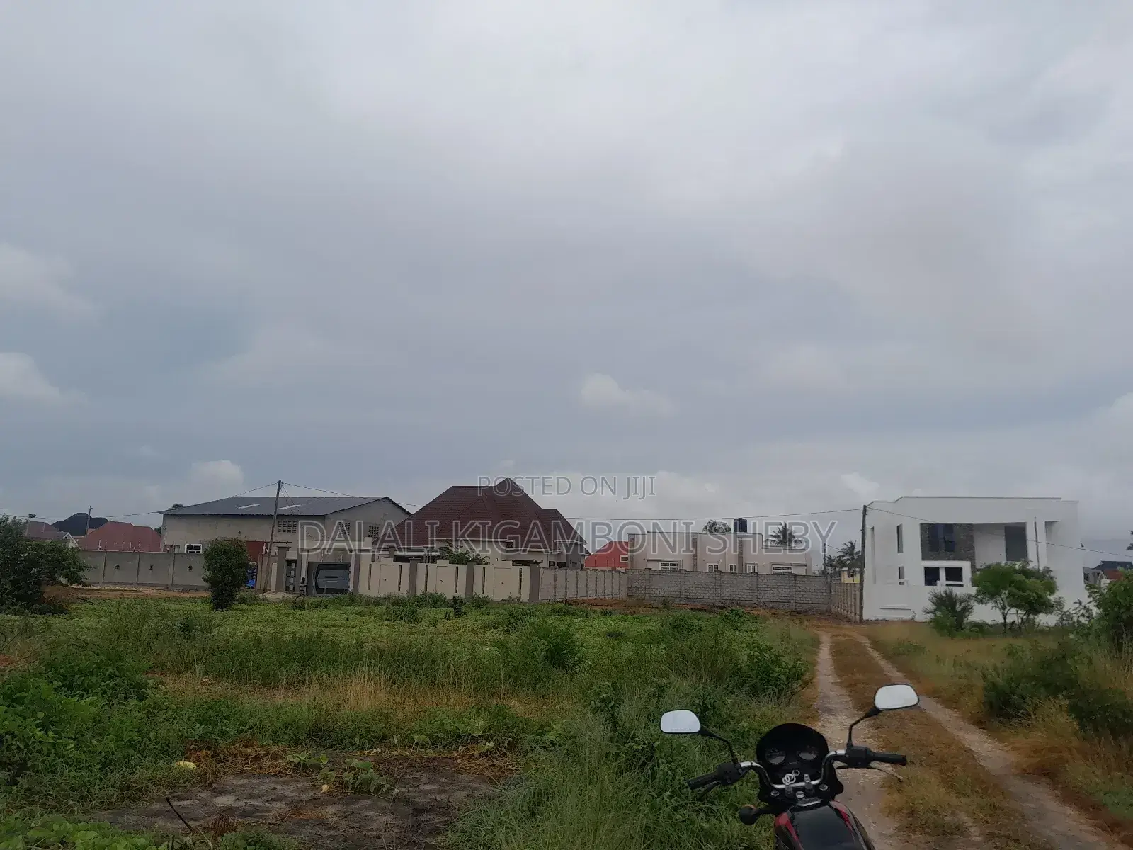 Kiwanja Kinauzwa Kigamboni Kisota