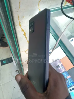 Sharp Aquos sense5G 64 GB Black