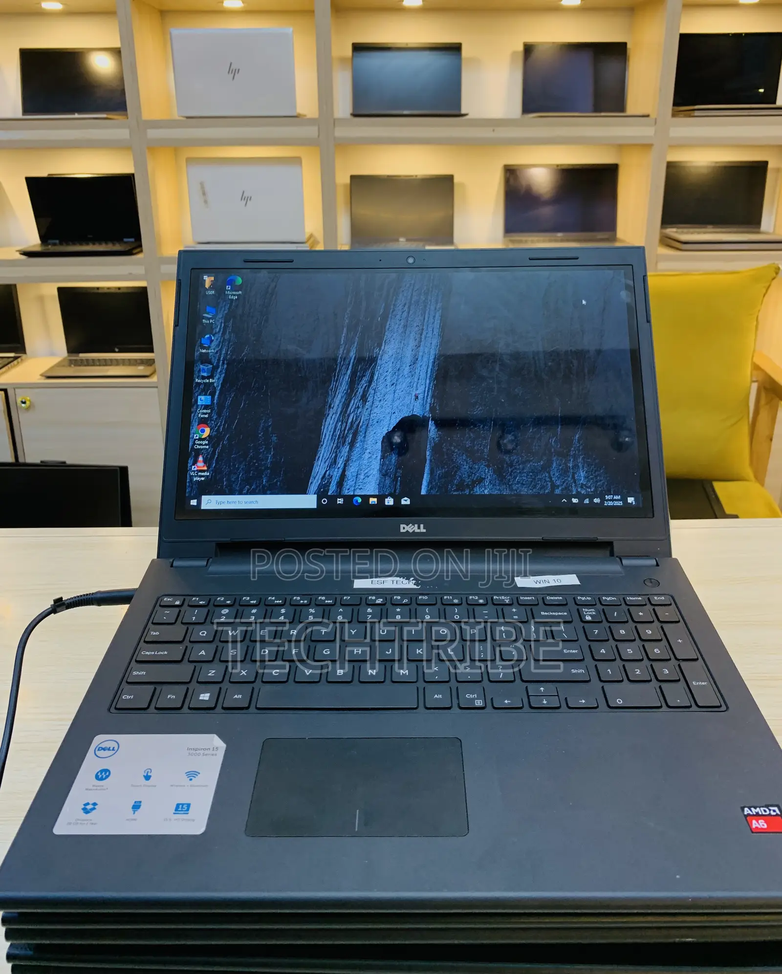 Laptop Dell Inspiron 15 3000 8GB AMD A6 HDD 1T