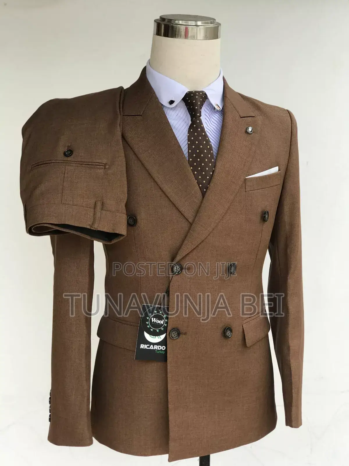 Ricard Brand Suit