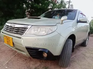 Subaru Forester 2.5XT Touring 2013 Gray