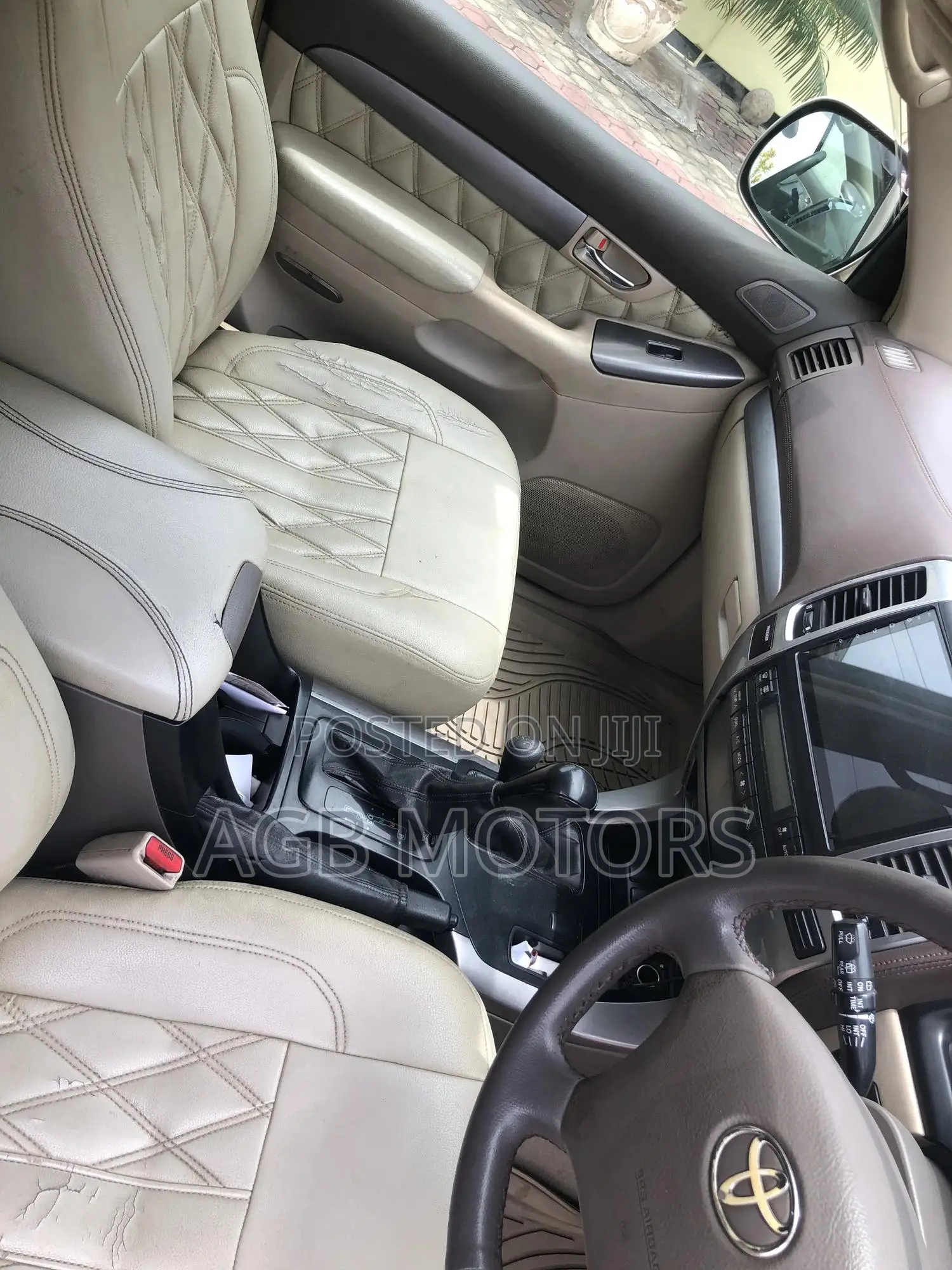 Toyota Land Cruiser Prado 2004 Gold