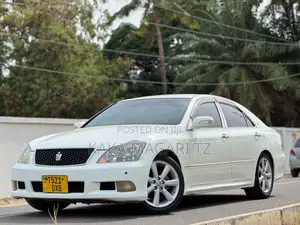 Toyota Crown 2007 Pearl