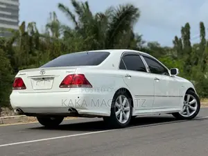 Toyota Crown 2007 Pearl