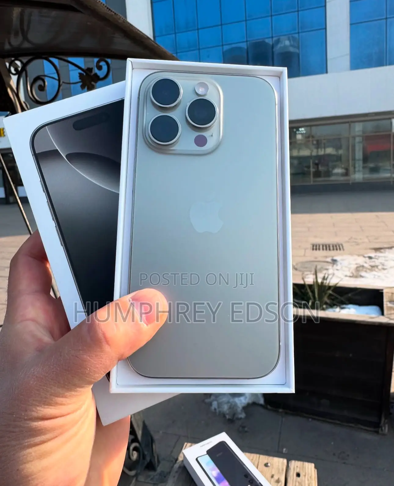 New Apple iPhone 16 Pro 128 GB Silver