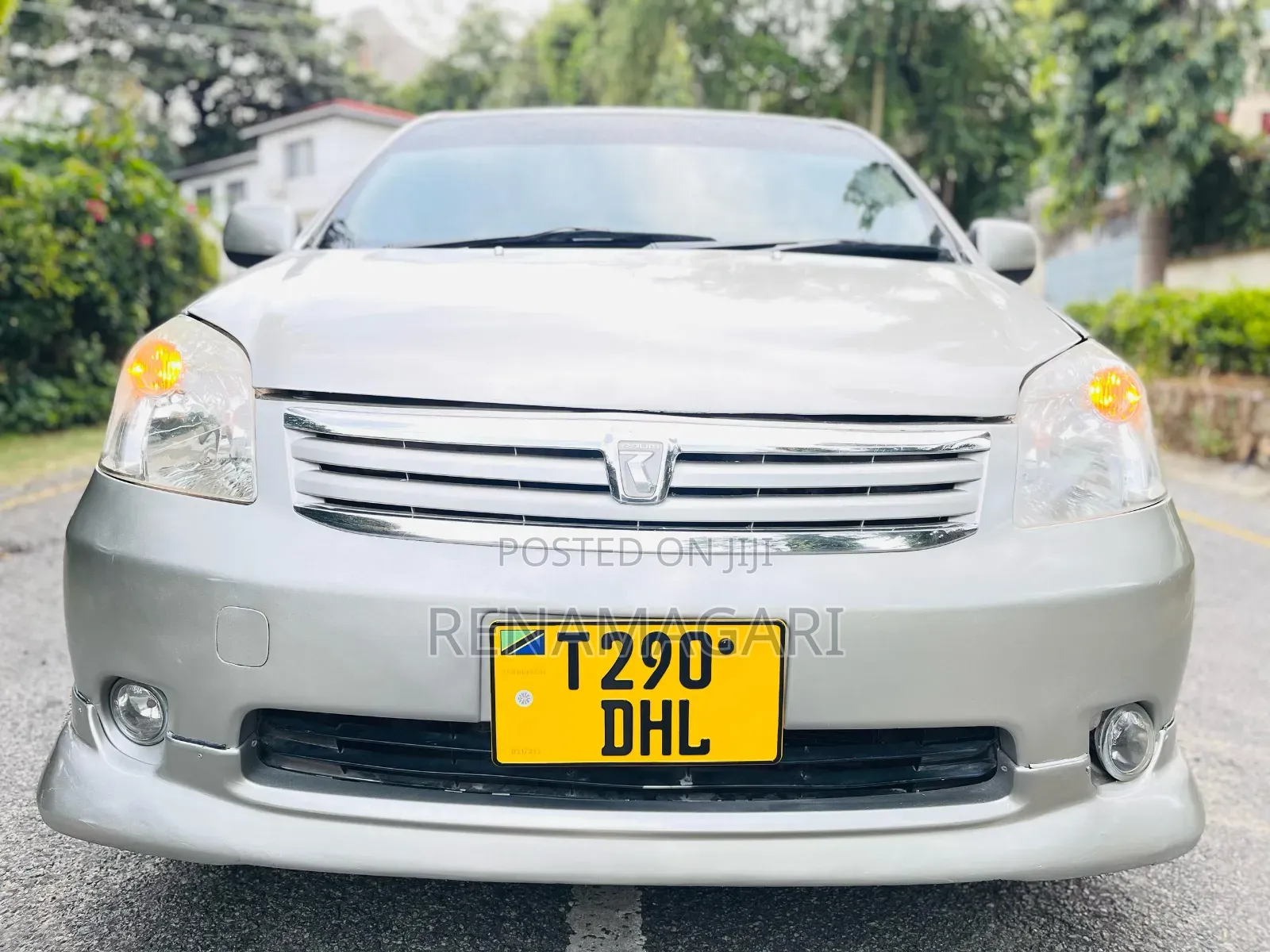 Toyota Raum 2005 Gray