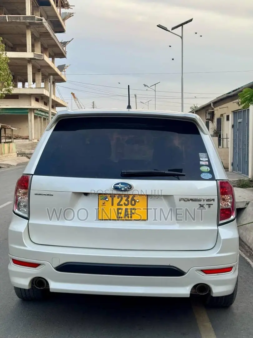 Subaru Forester 2011 White