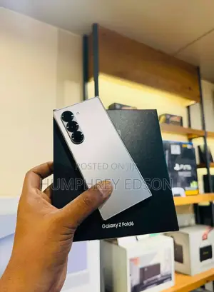 New Samsung Galaxy Z Fold6 256 GB White