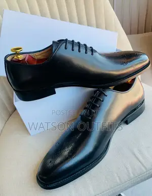 Non Smooth Nice Looking Footwears/Shoes