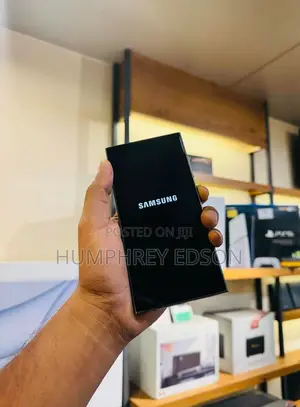 New Samsung Galaxy S24 Ultra 256 GB Green