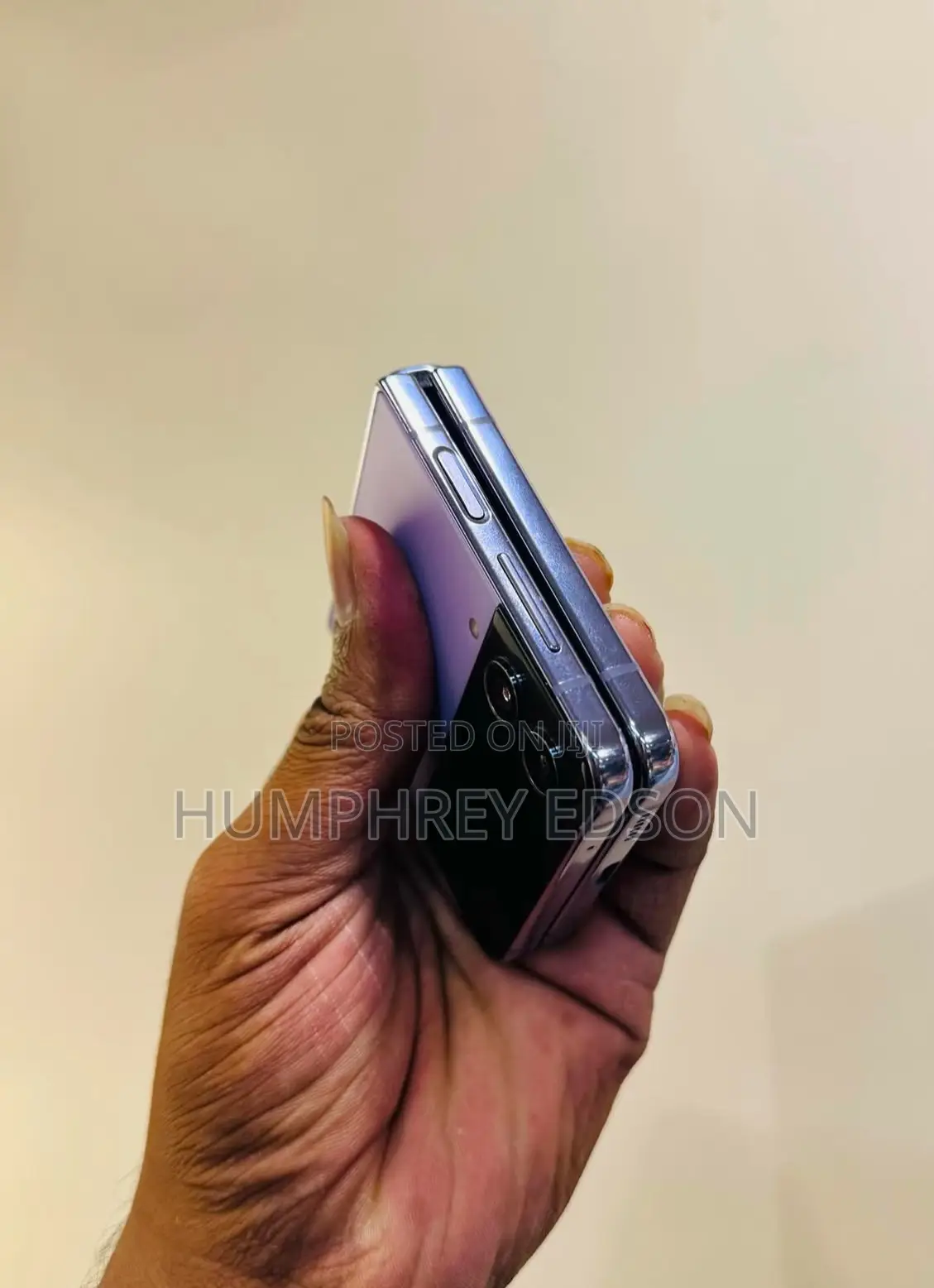 New Samsung Galaxy Z Flip4 128 GB Purple