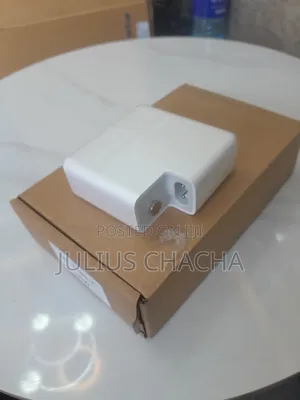 Macbook Adapter