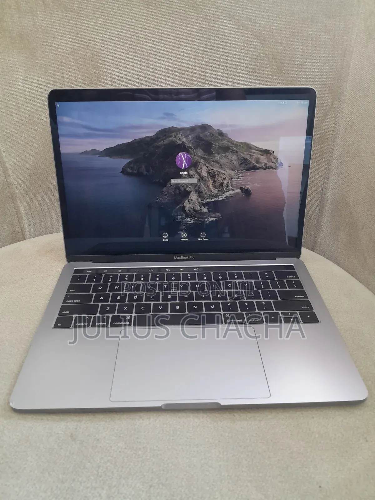 Laptop Apple MacBook Pro 2017 16GB Intel Core I7 SSD 256GB