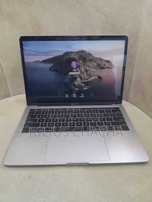 Laptop Apple MacBook Pro 2017 16GB Intel Core I7 SSD 256GB