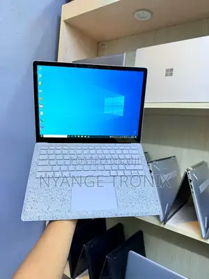 Laptop Microsoft Surface Laptop 2 8GB Intel Core I5 SSD 256GB