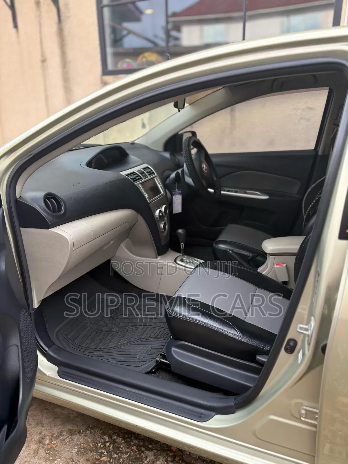 Toyota Belta 2006 Beige