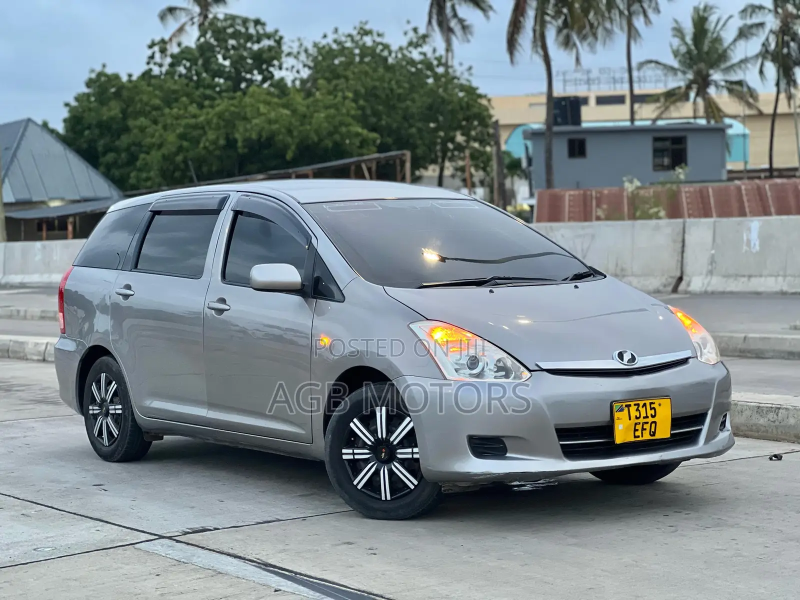 Toyota Wish 2005 Silver