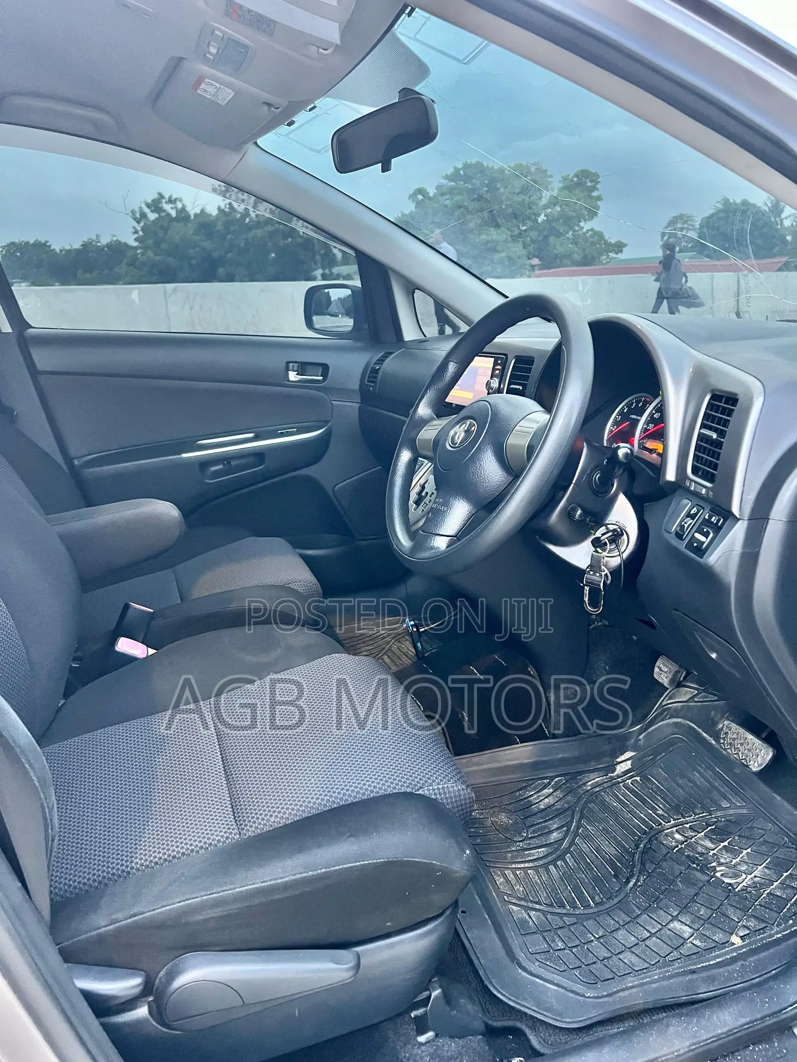 Toyota Wish 2005 Silver